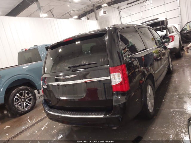 2C4RC1BG5GR113120 Chrysler Town & Country Touring
