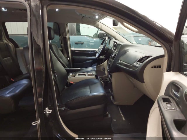 2C4RC1BG5GR113120 Chrysler Town & Country Touring