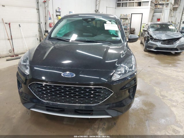 1FMCU9G65NUA35547 Ford ESCAPE SE