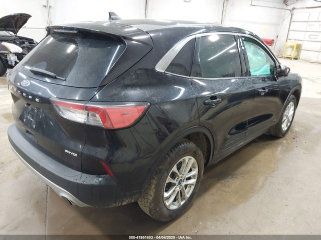 1FMCU9G65NUA35547 Ford ESCAPE SE