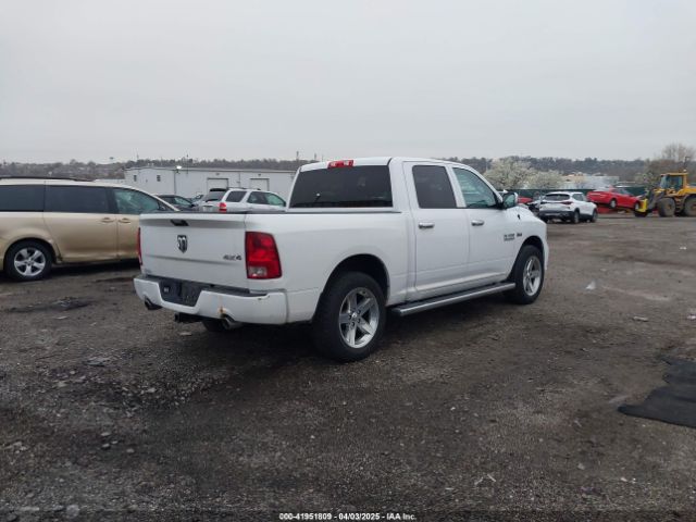 3C6RR7KT4HG594510 RAM 1500 Express  4x4 5'7 Box