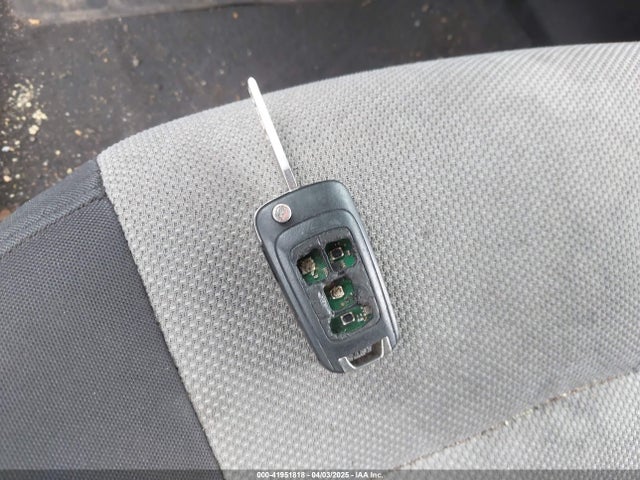 1G1PA5SG1E7391492 Chevrolet Cruze Ls Auto