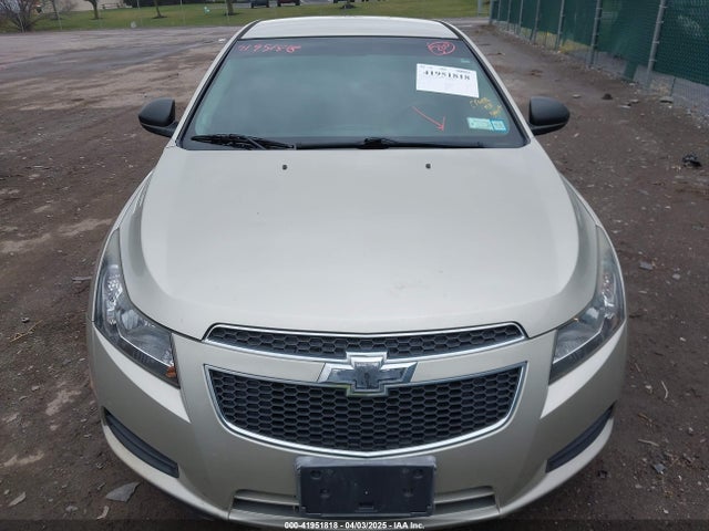 1G1PA5SG1E7391492 Chevrolet Cruze Ls Auto