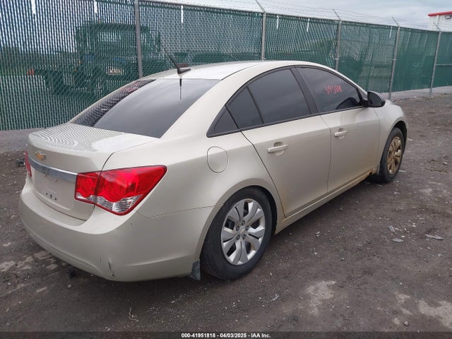 1G1PA5SG1E7391492 Chevrolet Cruze Ls Auto