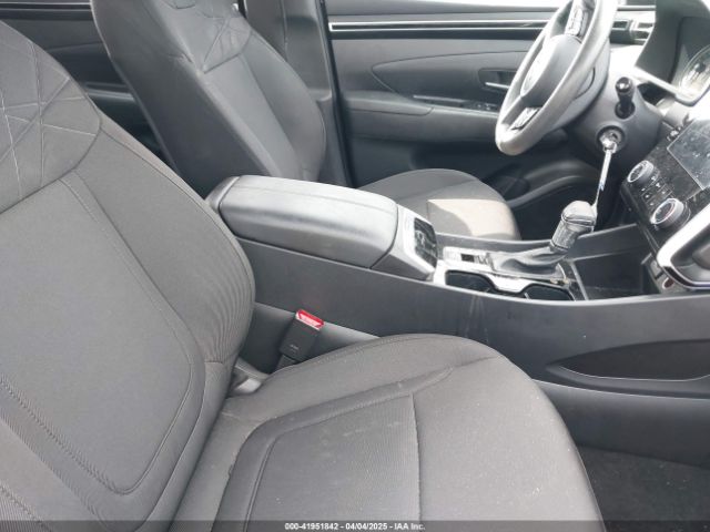 5NMJA3AE9NH023183 Hyundai TUCSON SE