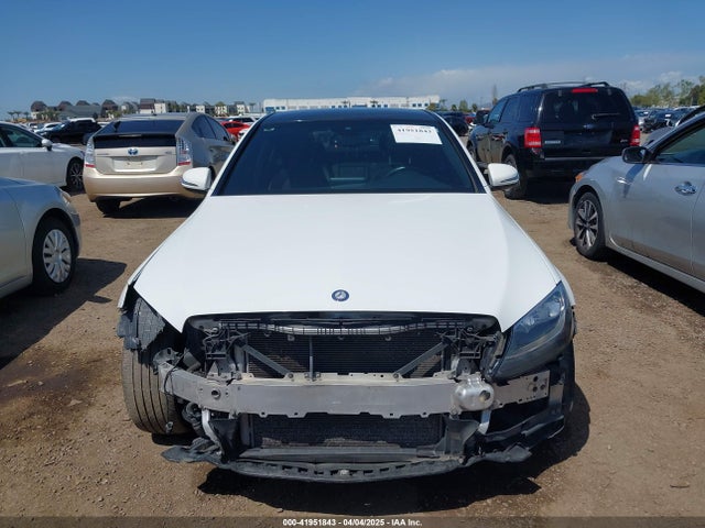 55SWF4JB5HU230712 Mercedes-Benz C 300 Luxury/sport
