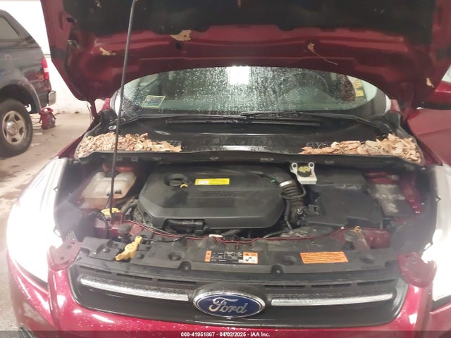 1FMCU9GX8FUB31022 Ford ESCAPE SE