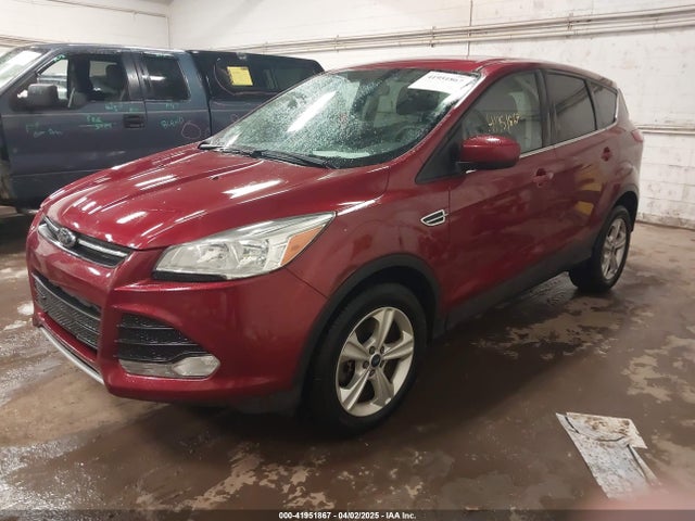 1FMCU9GX8FUB31022 Ford ESCAPE SE
