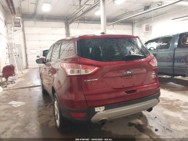 1FMCU9GX8FUB31022 Ford ESCAPE SE