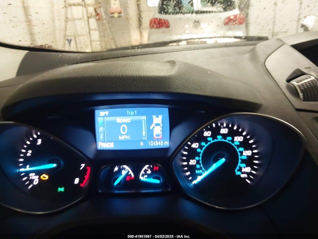 1FMCU9GX8FUB31022 Ford ESCAPE SE