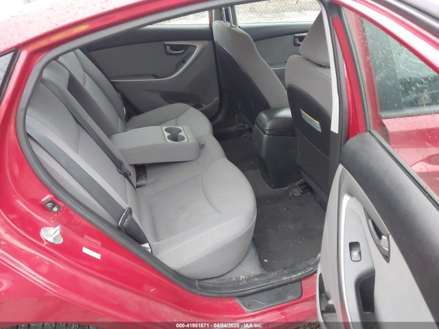 KMHDH4AE9GU586997 Hyundai ELANTRA SE