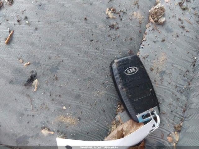 KNAFK4A60E5145870 KIA 2014