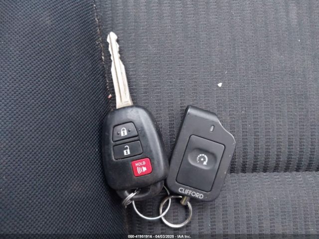 JTMBFREVXED073926 Toyota RAV4 LE