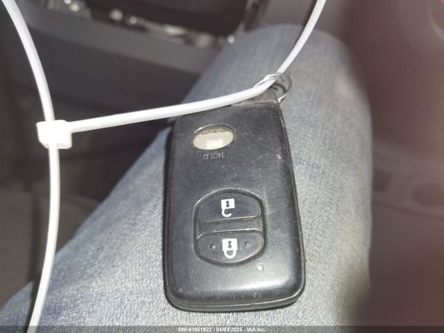 JTDZN3EUXEJ009120 Toyota Prius V Three