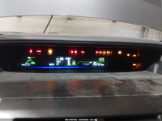JTDZN3EUXEJ009120 Toyota Prius V Three