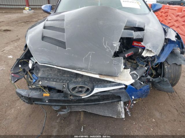 KMHTC6AD3GU268984 Hyundai Veloster