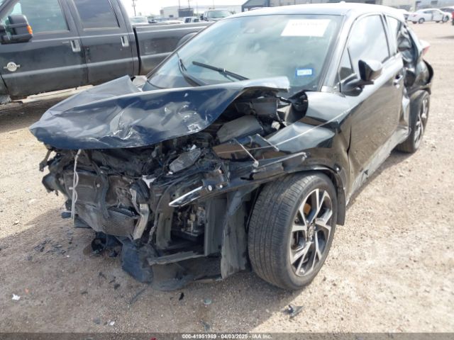 NMTKHMBX0MR129599 Toyota C-HR XLE