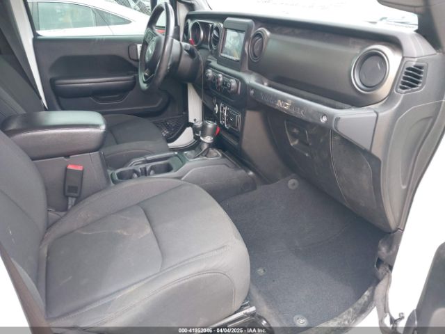 1C4HJXDG1KW528291 Jeep Wrangler Unlimited Sport S 4x4