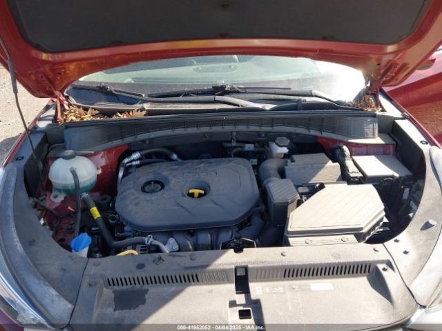 KM8J2CA43LU241383 Hyundai TUCSON SE
