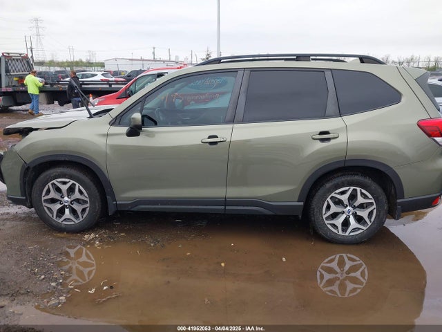 JF2SKAJC8LH548773 Subaru Forester Premium