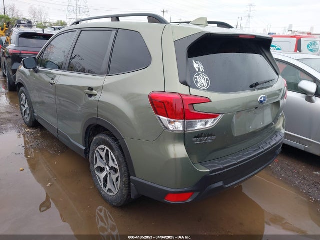 JF2SKAJC8LH548773 Subaru Forester Premium