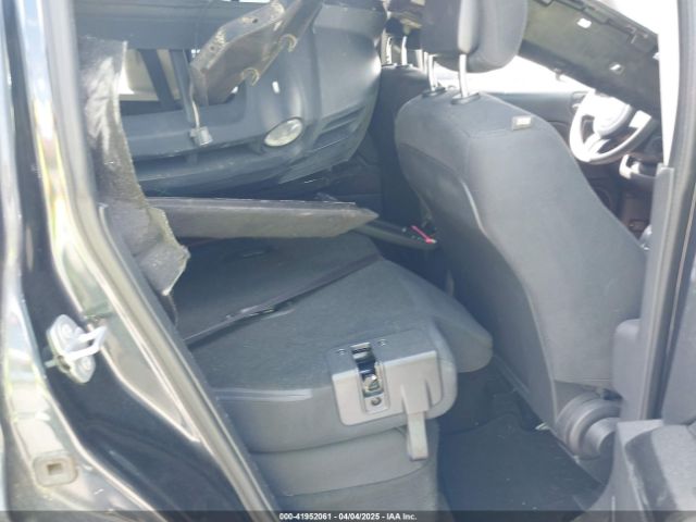 1C4NJPBA8FD328401 Jeep Patriot Altitude Edition