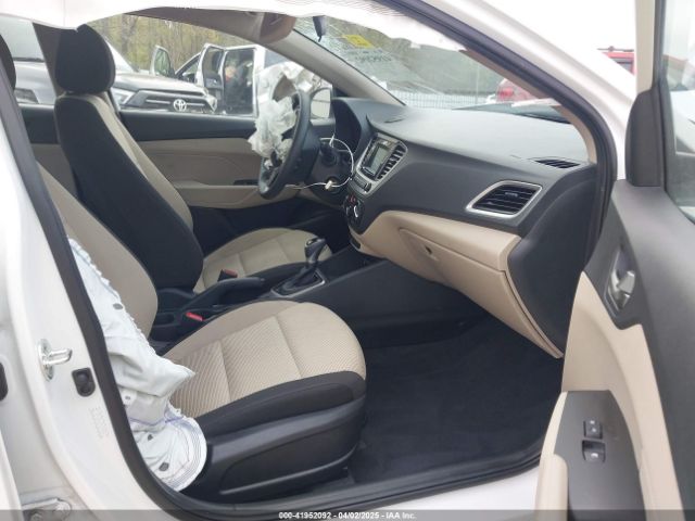3KPC24A6XNE183522 Hyundai ACCENT SE