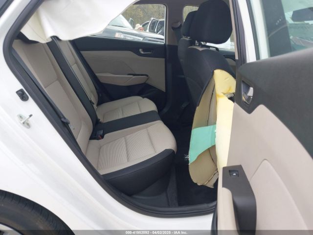 3KPC24A6XNE183522 Hyundai ACCENT SE