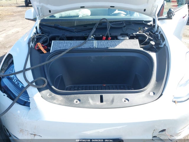 2021 TESLA MODEL Y 5YJYGDEE9MF239726 Photo 9