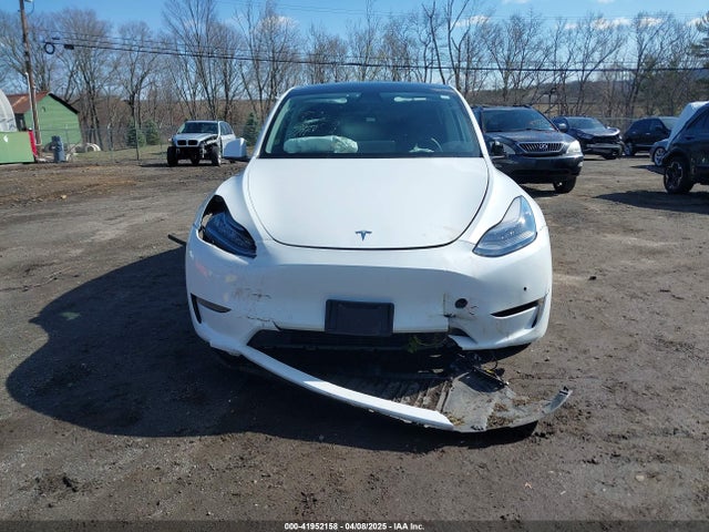 2021 TESLA MODEL Y 5YJYGDEE9MF239726 Photo 5