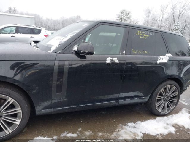 SALKP9FU4PA019084 Land Rover Range Rover P400 Se