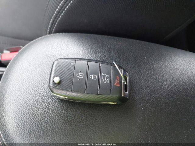 KNDJP3A50H7488994 KIA SOUL +