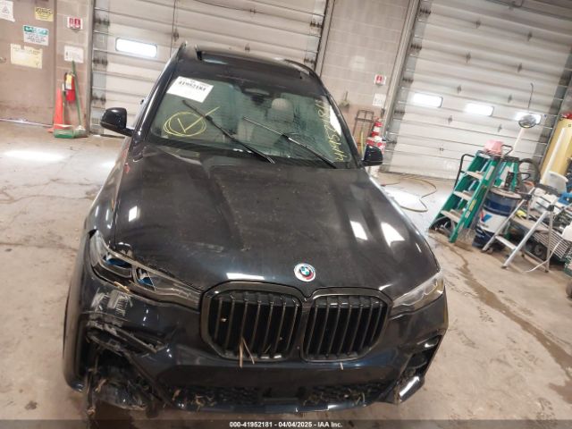 5UXCX6C04N9M19672 BMW X7 M50i