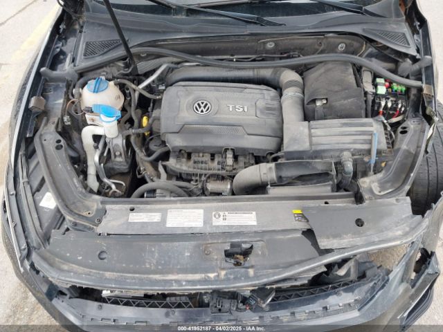 1VWDT7A38HC083307 Volkswagen Passat 1.8t R-line
