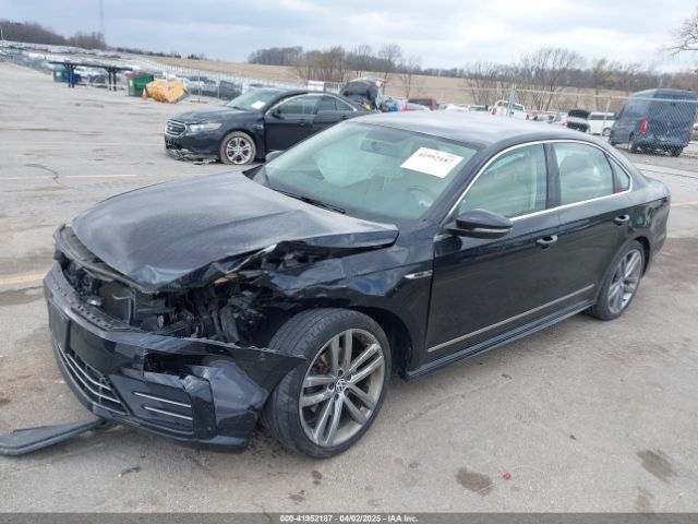1VWDT7A38HC083307 Volkswagen Passat 1.8t R-line