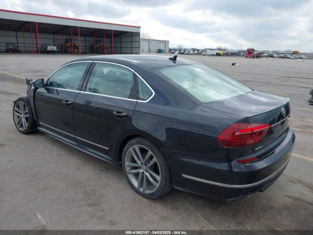 1VWDT7A38HC083307 Volkswagen Passat 1.8t R-line