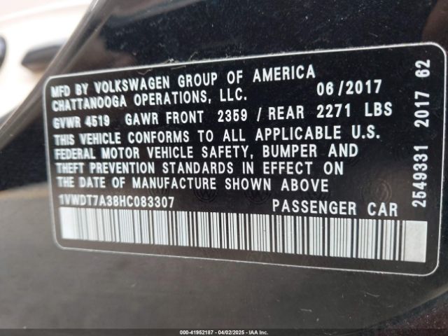 1VWDT7A38HC083307 Volkswagen Passat 1.8t R-line