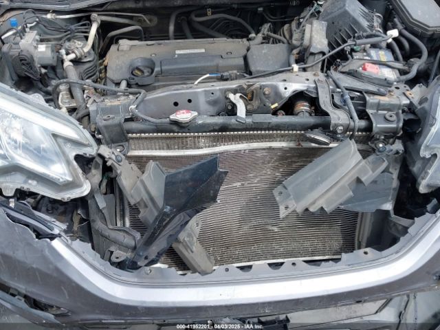 2HKRM4H47GH670877 Honda CR-V SE