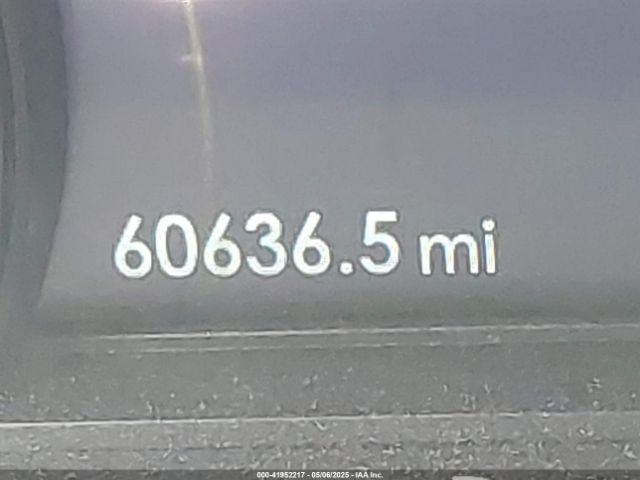 5LMCJ1C9XLUL17798 Lincoln Corsair Standard