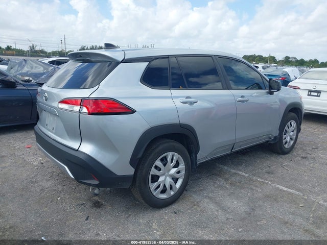 Toyota Corolla Cross L 2022 7MUAAAAG8NV030229 Image 4
