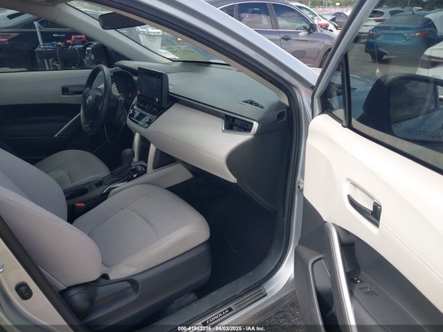 Toyota Corolla Cross L 2022 7MUAAAAG8NV030229 Image 5