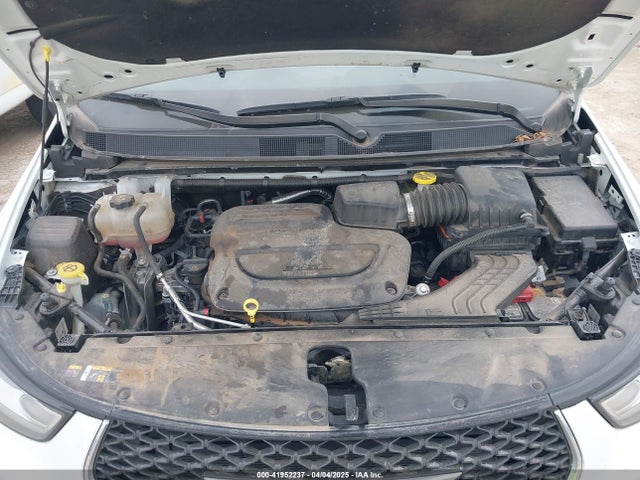 Chrysler Pacifica Touring L 2023 2C4RC1BG9PR616178 Image 10