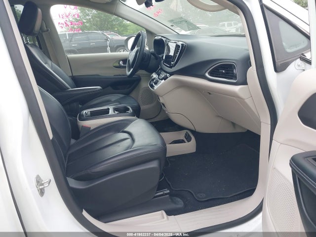 Chrysler Pacifica Touring L 2023 2C4RC1BG9PR616178 Image 5
