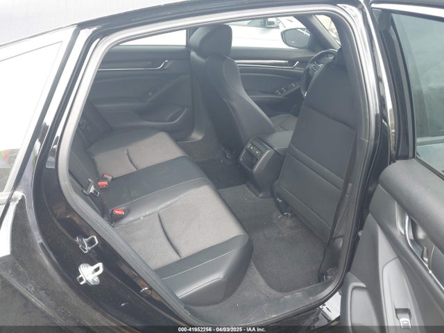 1HGCV1F34NA085899 Honda Accord Sport