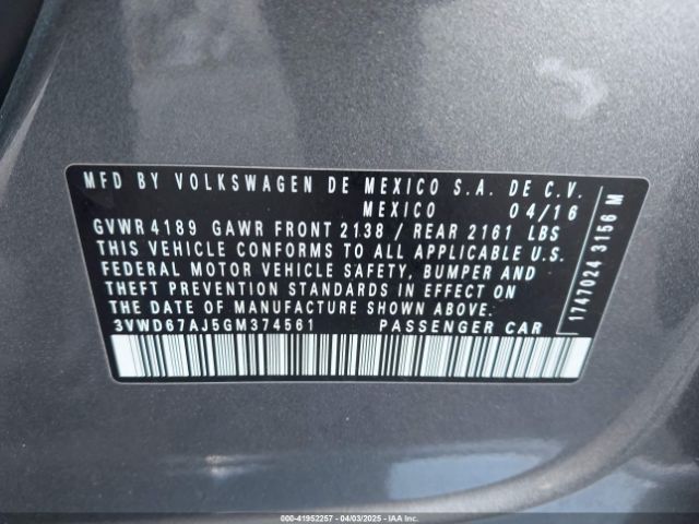 3VWD67AJ5GM374561 Volkswagen Jetta 1.4t Se