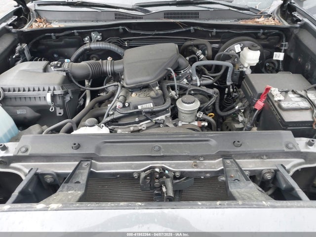 5TFAX5GN2LX181385 Toyota Tacoma Sr