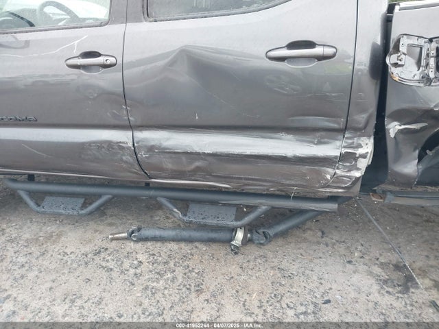 5TFAX5GN2LX181385 Toyota Tacoma Sr