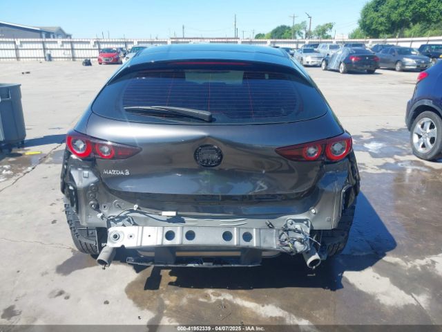 JM1BPALM2R1708220 Mazda Mazda3 2.5 S Preferred