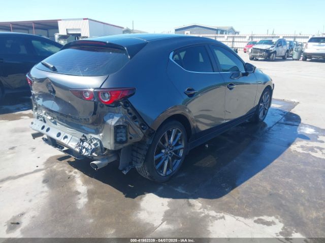 JM1BPALM2R1708220 Mazda Mazda3 2.5 S Preferred