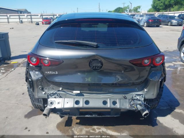 JM1BPALM2R1708220 Mazda Mazda3 2.5 S Preferred